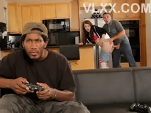 Bú lồn chùn chụt nữ sếp vú to dễ yếu lòng