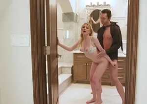 Nam sinh may mắn đụ cô giáo chân dài nhất trường